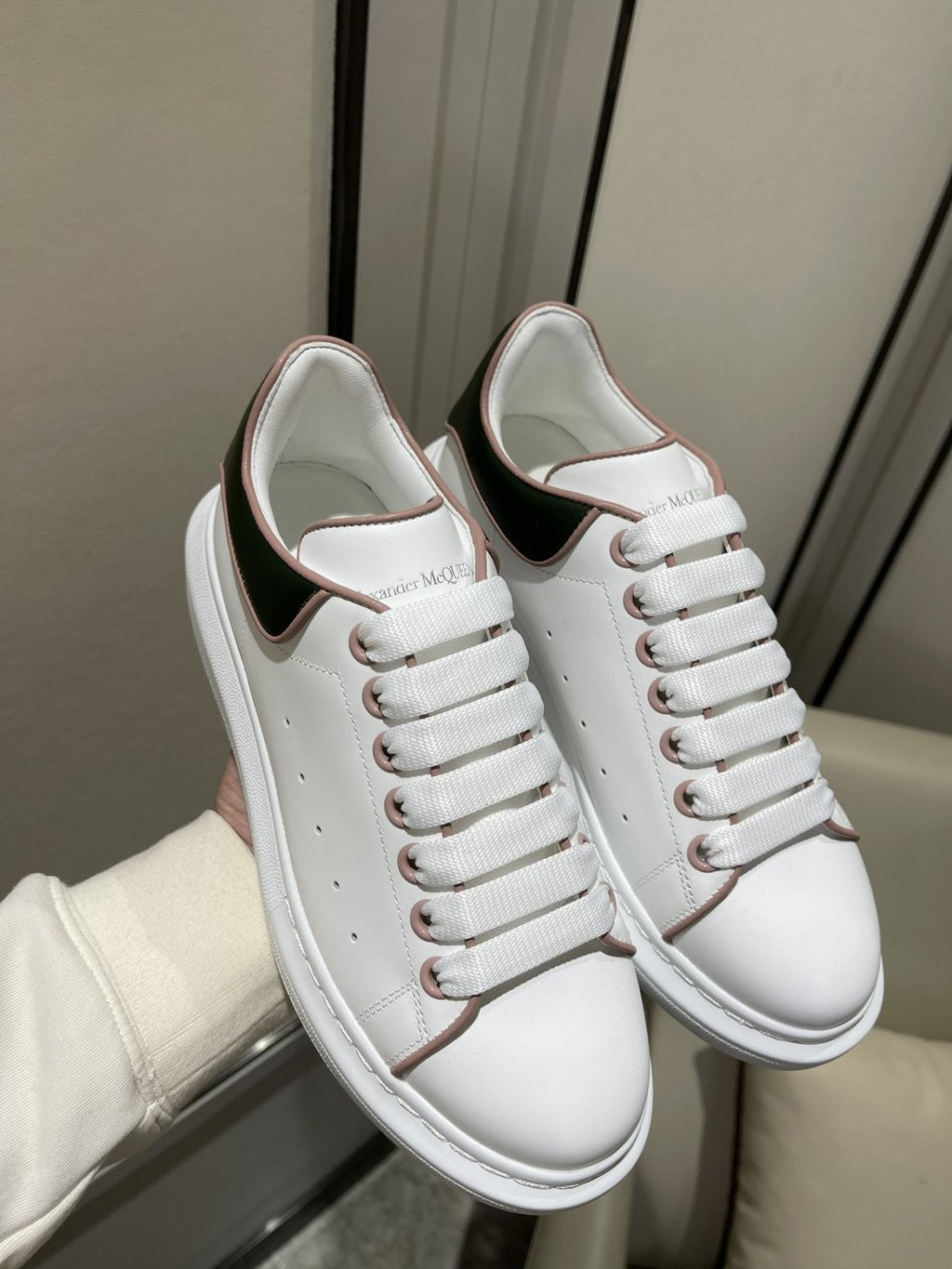 Oversized Sneaker (Women’s)