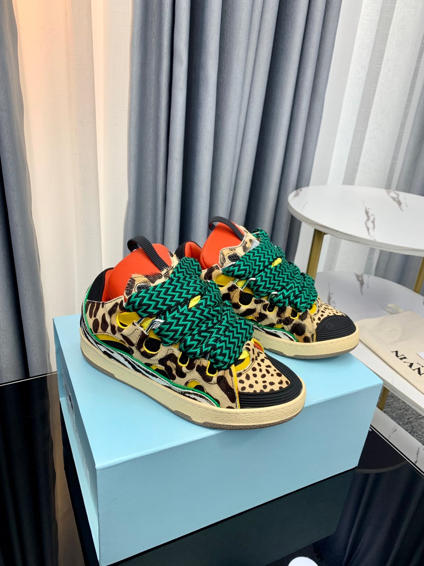 Curb Animalier Sneakers